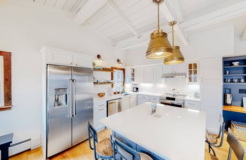Ludlow House | Mountain-view house near Okemo base with gas fireplace, & deck - walk to lifts