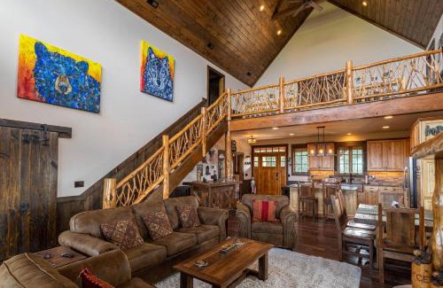 Elk Park House | Mountain View Lodge at Eagles Nest