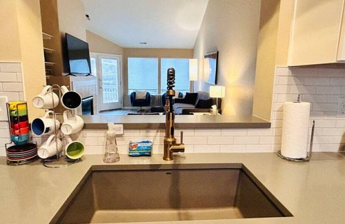 Southeast Boise Condo | Mountain View Memories: Million $ Views