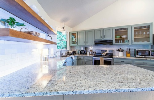 Wolf Laurel House | Mountain View - Pet Friendly- Hot Tub-Access to the AT via Big Bald Mountain.