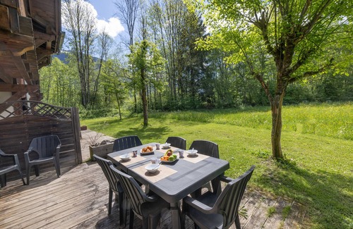Samoens Ski Chalet | Mountain View, Pools, Wellness Area & Wi-Fi