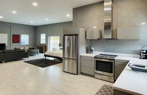 Bozeman Apartment | Mountain View Studio Apartment
