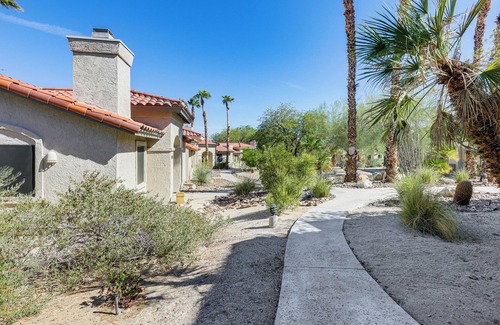 Borrego Springs House | Mountain-View Patio: Borrego Springs Townhome!