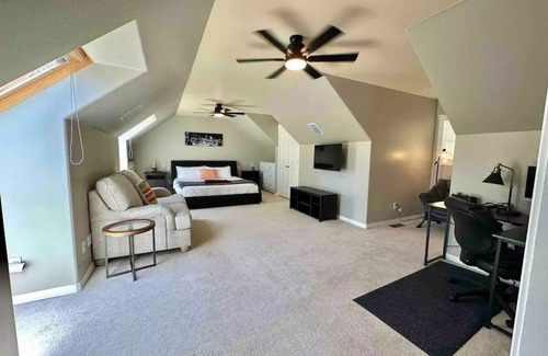 Colorado Springs House | Mountain View Oasis NEW HOT TUB