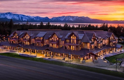 Lakeside Park Condo | Mountain View w/Fireplace | Ski Valet & Shuttle
