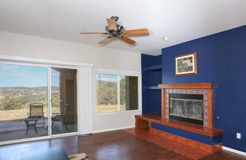 Ramona Villa | Mountain View villa