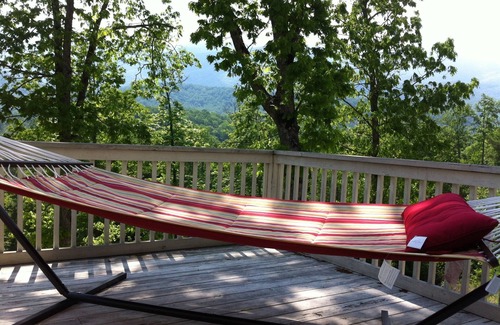 Burnsville House | Mountain Views, 4 bedroom, Sleeps 12.