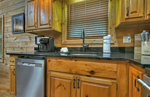 Cherry Log Cabin | Mountain views and more! - Cherry Creek Retreat