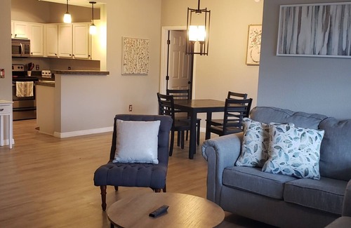 Oro Valley Condo | Mountain views await in this newly renovated condo in Oro Valley