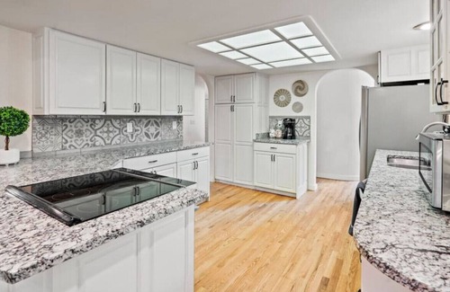 Southwest Colorado Springs House | Mountain Views, INDOOR-OUTDOOR POOL Access-Hot Tub