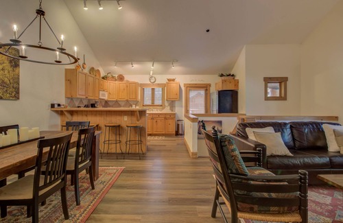 Steamboat Springs House | Mountain Views & Private Hot Tub | 2BR Townhome with Wraparound Deck and Vau