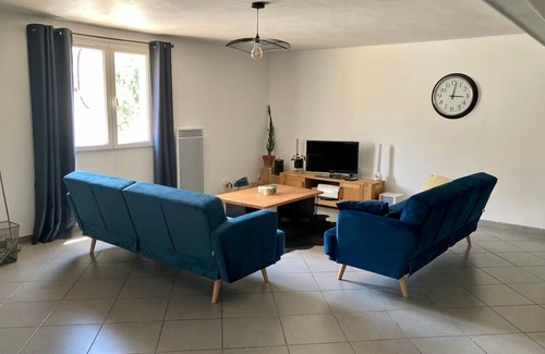 Olargues Apartment | Mountain views with Heated pool and optional Jacuzzi. South of France
