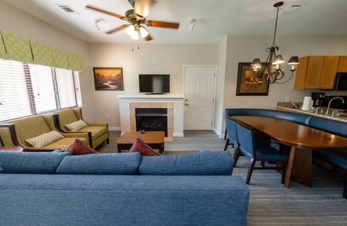 Gatlinburg House | MountainLoft 2 Bedroom 60 day blackout