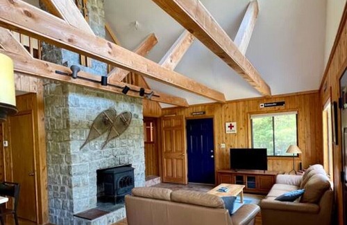 Carrabassett Valley House | Mountainside Getaway - Sugarloaf Ski Chalet