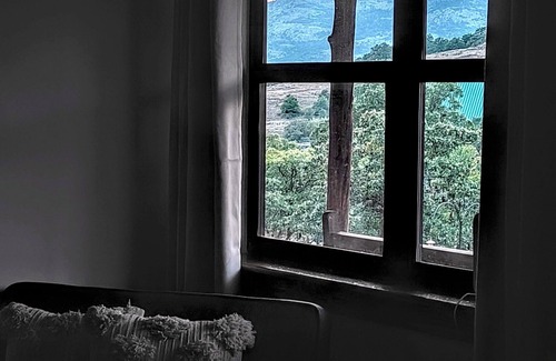 Medicine Park Cabin | Mountainside cabin in Medicine Park-stunning views-borders Ft. Sill-Sleeps 16