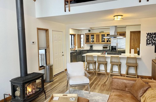 Coeur d'Alene House | Mountainside Home with Stunning Lake Views Just Minutes from Downtown CDA