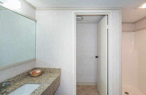 Telluride Hotel | Mountainside Inn Room With Kitchenette