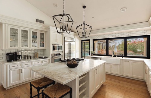 Clearwater Hills House | Mountainside Manor - Private 6BR Retreat