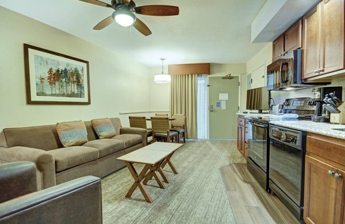 Historic Downtown Durango Resort | MountainSide Resort near Zip Lining and Museums