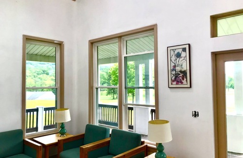 Waynesboro Villa | Mountaintop Retreat Center Villa with Wifi, Basketball Court & Beautiful Trails