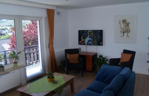 Wiemeringhausen Apartment | Mountainview villa