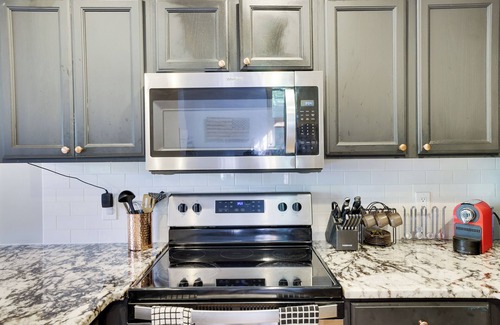 Tannersville House | Mountainview Vista: 1 Mile to Water Park & Ski