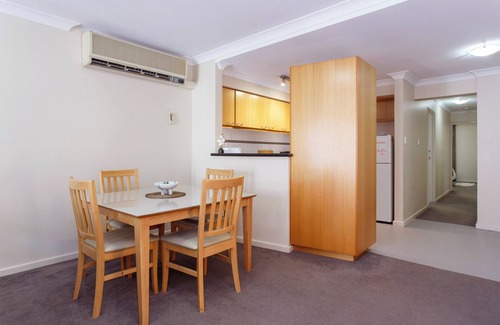 Perth Central Business District Apartment | Mounts Bay Village Apartment - Perth CBD