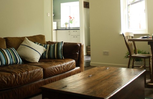 Wells-next-the-Sea Cottage | Mousetrap Holiday Cottage, Wells next the Sea/3 Bedrooms/Sleeps 6