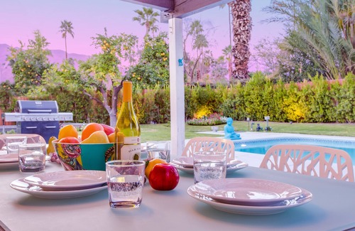 El Mirador House | Movie Colony Sun and Shade