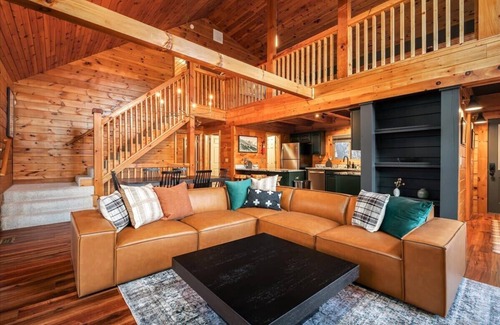 Massanutten House | Movie Theater~Arcade ~Hot Tub~Views~Pool Pass