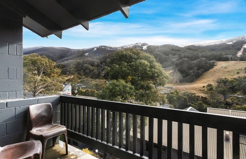 Thredbo Apartment | Mowamba D5 ideally located in the very centre of Thredbo Village.