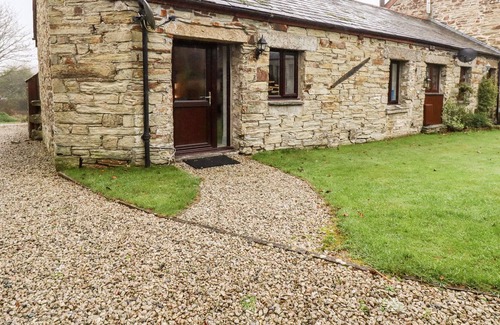 Lower Trengale Cottage | MOWHAY COTTAGE, romantic, character holiday cottage in East Taphouse