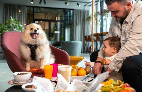 Montevrain Hotel | Moxy Paris Val d'Europe