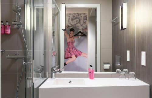 York Hotel | Moxy York