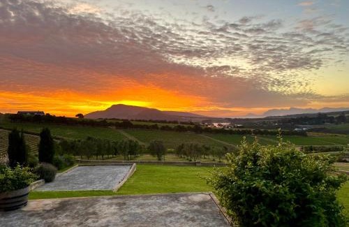 Hermanus Villa | Moya's Vineyard