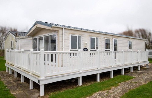 Camber RV Rental | MP683 - Parkdean Resorts - Camber Sands