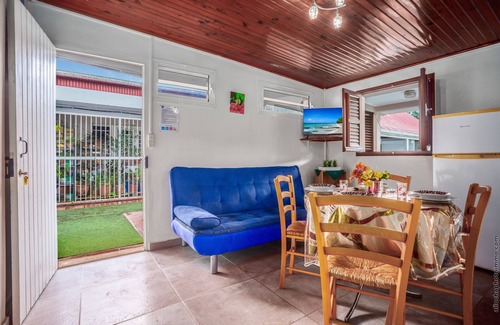 Saint-Pierre Apartment | Horizon Créole - Climatisé avec piscine partagée