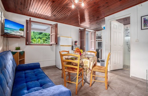 Saint-Pierre Apartment | Horizon Créole - Climatisé avec piscine partagée