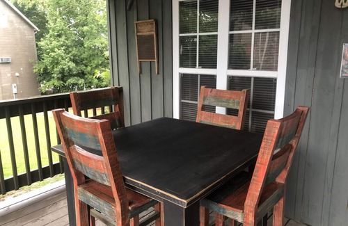 New Hope Cabin | Mr Hills Mercantile Cabin with a hot tub