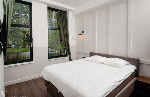 Delfshaven Hotel | Mr.Lewis Rotterdam