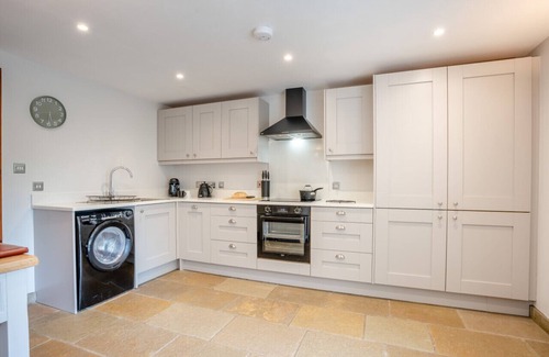Bedale House | Mr McCormicks - Two Bedroom House, Sleeps 4
