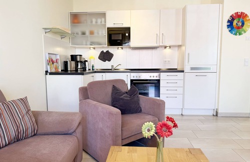 Sellin Apartment | MR: Villa Annika Whg. 09 with west-facing balcony - Villa Annika Whg. 09 with west-facing balcony