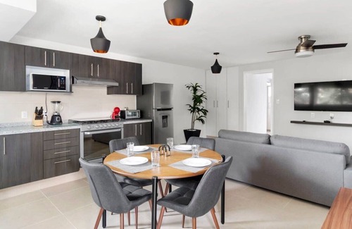 Downtown Queretaro Apartment | MS Iluminada Suite Ubicadisima
