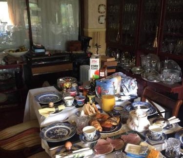 Doncaster Bed & Breakfast | Ms McCreadys Guest House