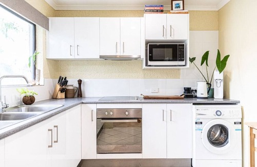 Port Douglas Apartment | Ms Rabbits Apartment in Paradise