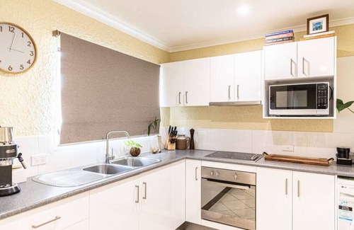 Port Douglas Apartment | Ms Rabbits Apartment in Paradise