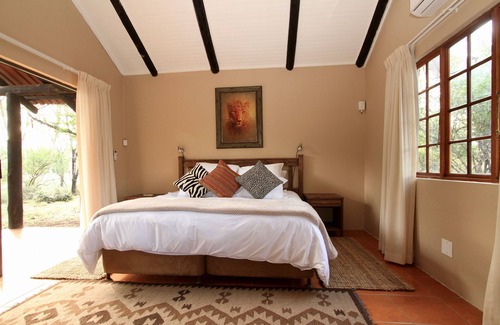 Jozini Cabin | Msunduze River Lodge