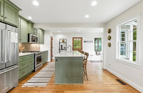 Rome House | Mt Alto Chalet Retreat~ Mountain + Sunrise Views