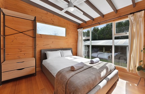 Gray Cabin | Mt Elephant Forrest Cabin