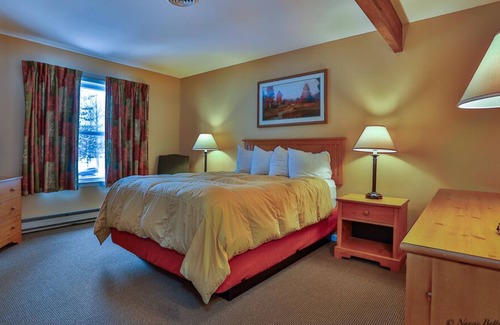 Lake Placid Condo | Mt Jo Lodge - Golf course and mountain view, walking distance to main street